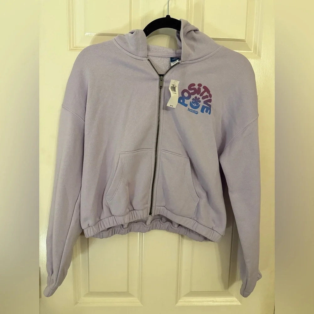 NWT Old Navy size XL cropped hoodie